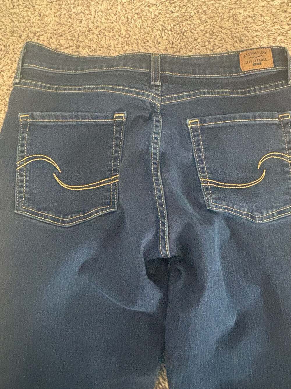 Levi Strauss Signature Gold Bundle Size 10 Mid-Rise Capri & Skinny Jeans - Picture 3 of 13